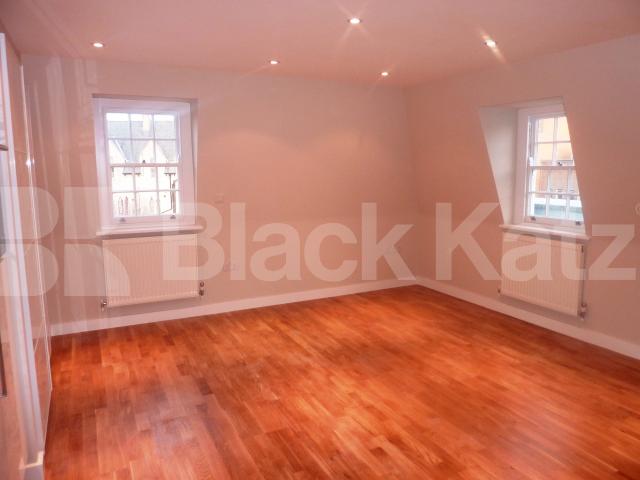 			INCLUSIVE OF COUNCIL TAX & WATER RATES!, Studio Apartment, 1 bath, 1 reception Flat			 Lisson Grove, MARYLEBONE